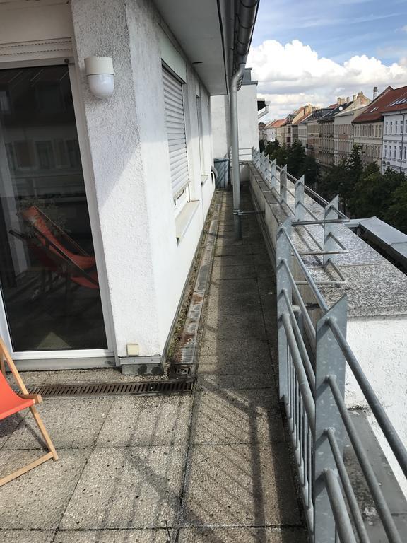 Exklusive Wohnung Mit Dachterrasse In Schleussig Лайпциг Екстериор снимка